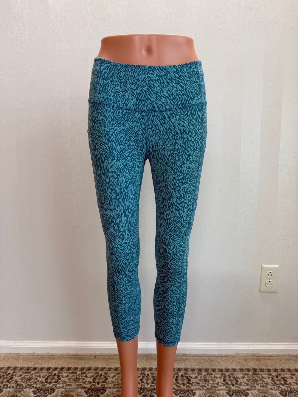 Athleta Ultimate Stash Textured Leggings Blue Teal Print High Rise Sz M